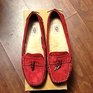 UGG Roni flat loafers shoes. Size 8.5. Pink color.